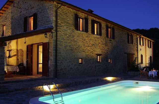 Denkmalgeschütztes Ferienhaus in Modigliana mit Swimmingpool