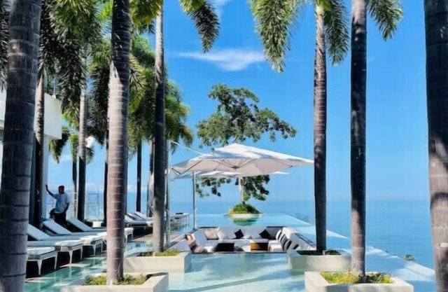 Pier 57 Penthouse 703 - Great Ocean Views & Location, Rooftop Infinity Pool