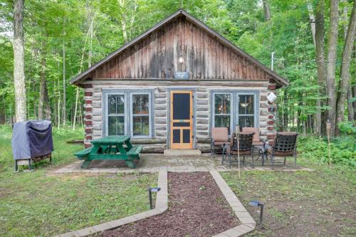Pier and Lake-View Patio Wisconsin Northwoods Cabin