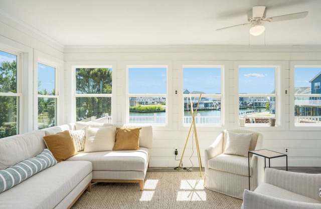 Pier Pressure - Beautiful Canalfront in Captain's Cove!