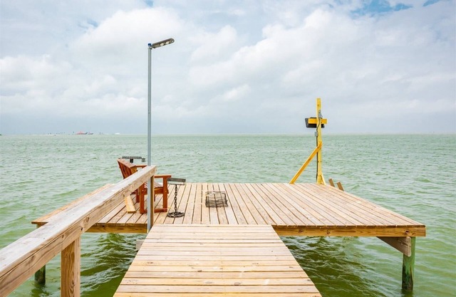 Pier Pressure