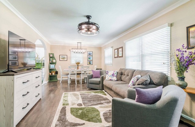 Pierre Place-Stay in the Heart of Manhattan with Kansas Pride & Comfort