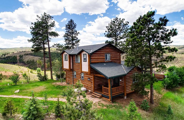 Pikes Peak Resort - Wilderness Cabin - Hier treffen sich Wildnis und Luxus