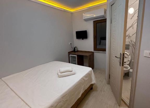 pilot hotel