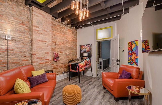 Pinball Penthouse Luxury Downtown Flat