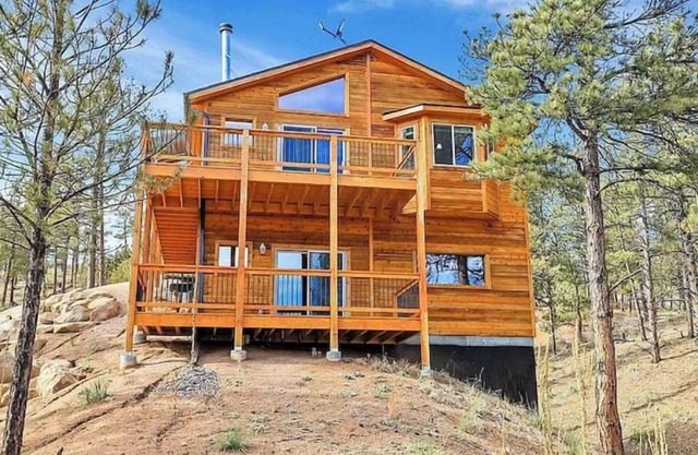 Pine Heaven, outdoor paradise!