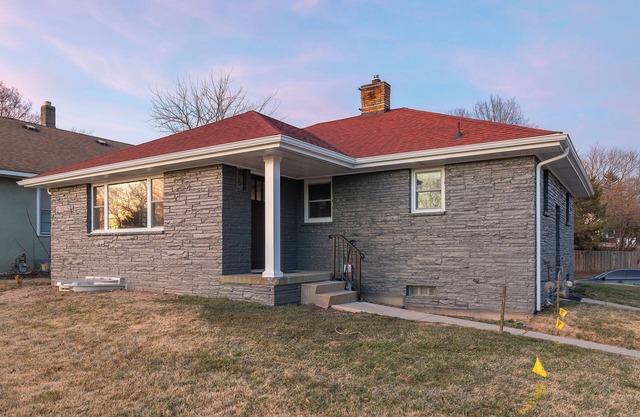 Pine Lake Escape - Hot Tub Home near Beach & Park