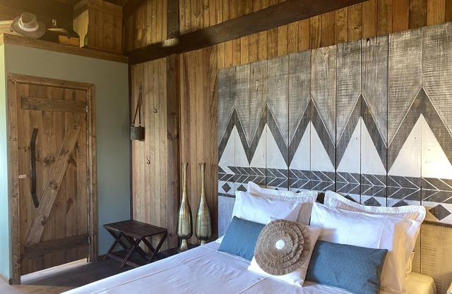 Pine Lodge - luxurious bungalow in nature