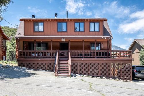 Pine Mountain Club Family Vacation House