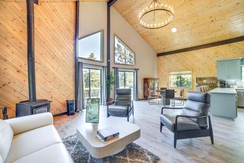 Pine Mountain Club Cabin with AandC and EV Charger