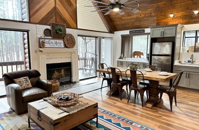 Pine Ridge Lodge | Your Private Mountain Oasis