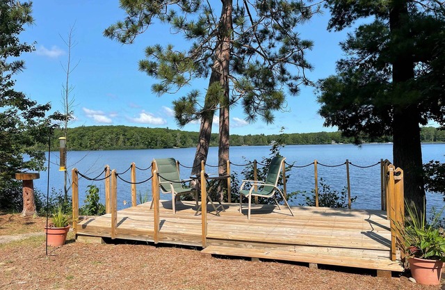 NEU! Bass Lake Living mit gemütlicher Hütte in Michigan!