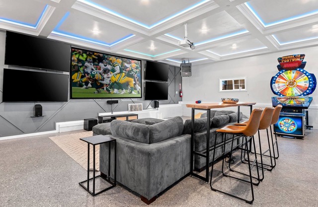Pine Terrace/Hot Tub/Entertainment Garage/6bdrm