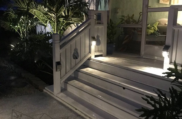 DEC 2019 & APR 2020 Verfügbar-PINEAPPLE HOUSE Waterfront-Beach Access-Kayak