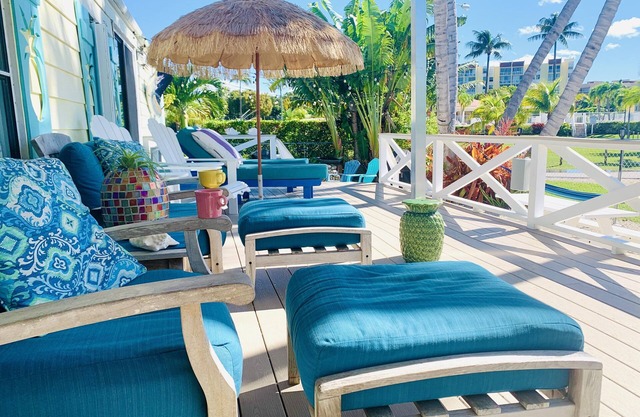 Ananas-Punkt in Islamorada-Haustier freundlichem Stück Paradies