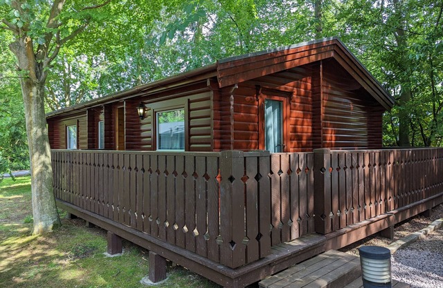 Pineshadow Lodge-Dog Friendly, Kenwick Park, Louth