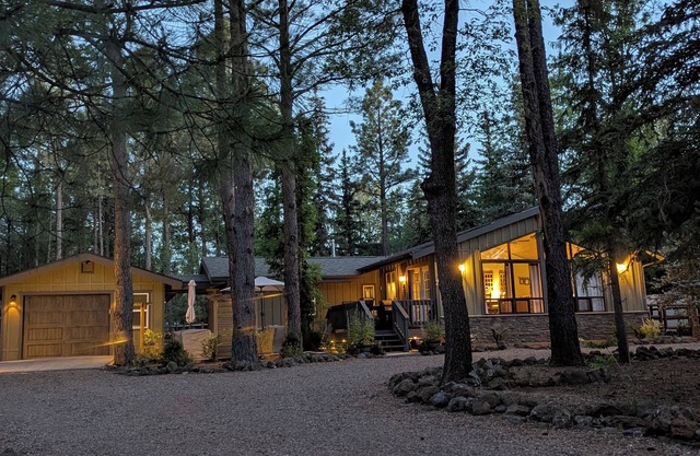 Pinetop Lakes CC Terrific Neighborhood!