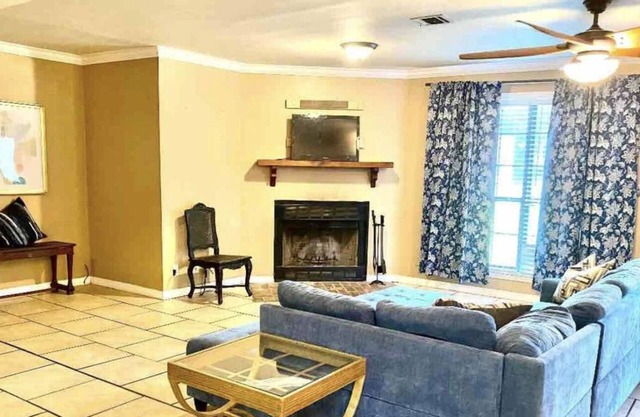 Pinewood 3 bedroom Near WM Sports Complex