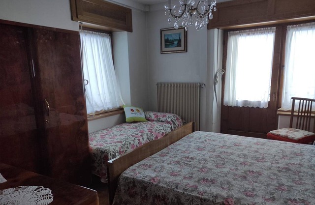 Zimmer 'Pini' mit Bergblick und Balkon