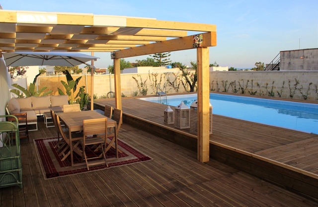 Villino Rose: Fein möbliertes Studio-Apartment mit großem Garten.