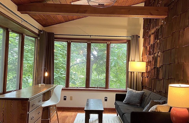 Pink Hill: Spacious Home w/Heated Saltwater Pool
