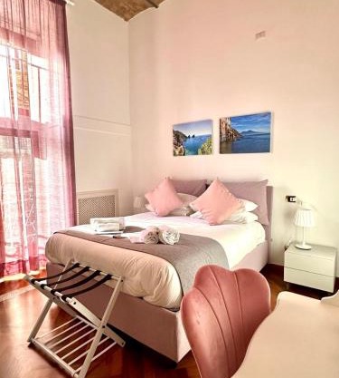Pink Star Napoli Luxury Apartment