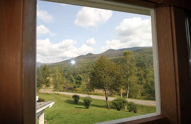 Ski Hills sind nur wenige Minuten entfernt - Pinnacle View Apt - Spektakuläre Landschaft
