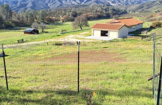 Pinnacles Ranch - Closest to the Park (2 miles to East Entrance)