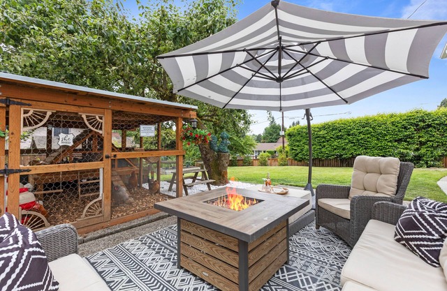 Pinterest perfect home, with fresh chick eggs. Walk right into town