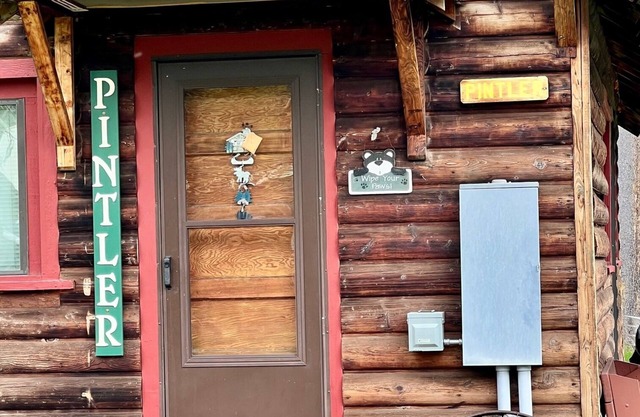 gemütliche Hütte in wunderschöner Umgebung