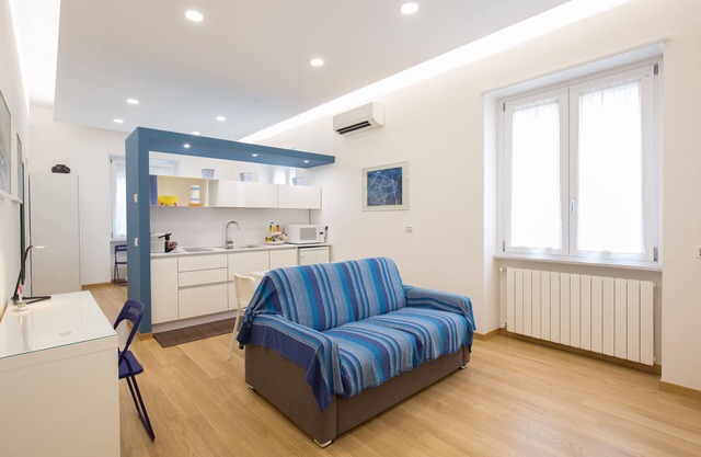 Pisacane Loft Ferienhaus