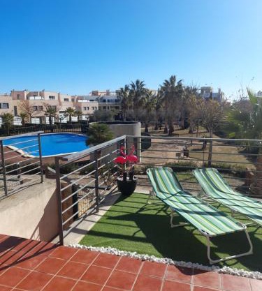 Piso de lujo - descansar y trabajar en Golf Panoramica para 4 pers - internet fibra GRATIS