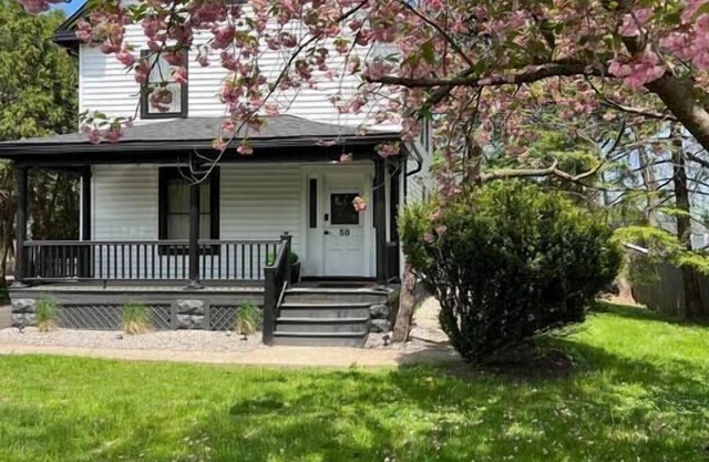 Pittsford Village 5Br. Beauty