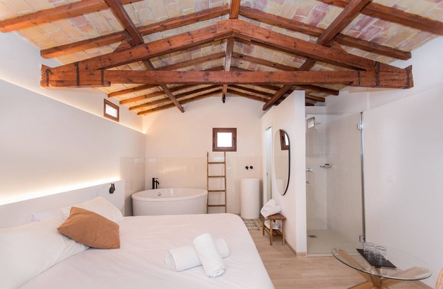Pizarro Suites