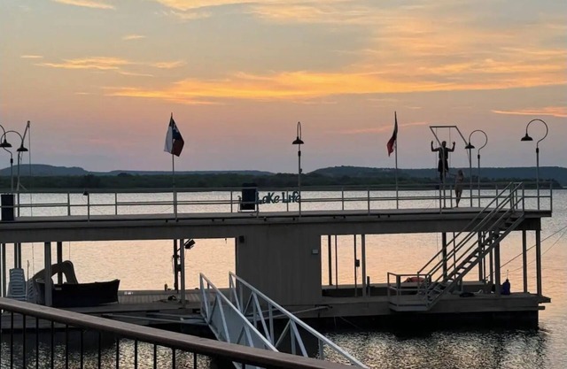 PK "Lake Life" - 7 miles from Rocker B