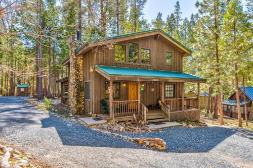 Place to Call Home - Cabin INSIDE Yosemite - Dog Friendly