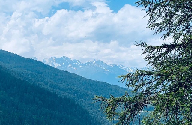 Placed near the Pila ski resort.