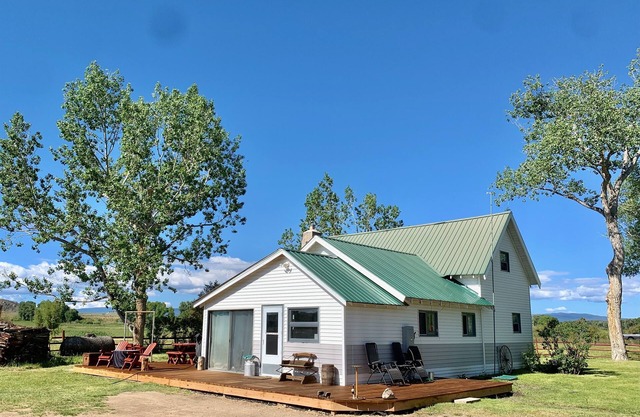 River Front Homestead am Upper North Platte River - Fischerparadies