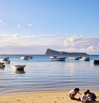 Play - Swim - Dive - Relax - Seaside Recharge