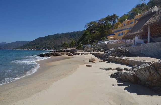 Playasola - 3 Morgen Oceanfront Villa mit eigenem Sandstrand.