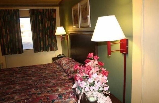Plaza Travel Inn