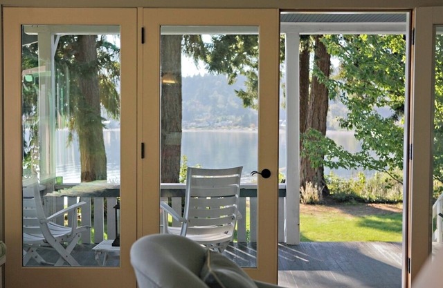 Angenehme Beach Cottages Bainbridge Island Waterfront Beach House