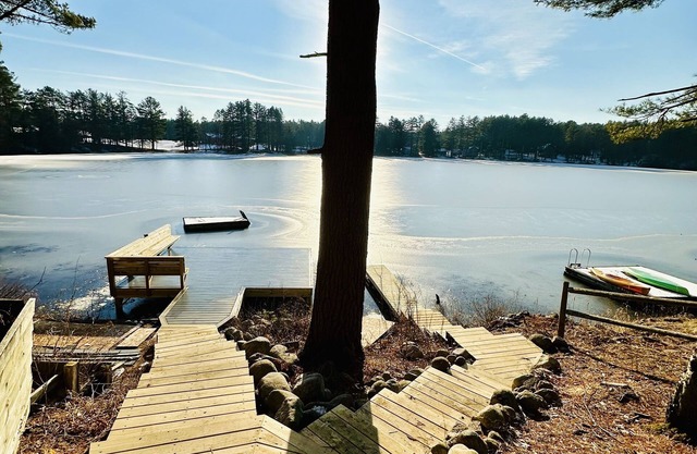 Pleasant Lake House with private docks and large decks!