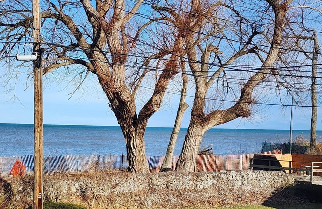 Pleasant View Beach House