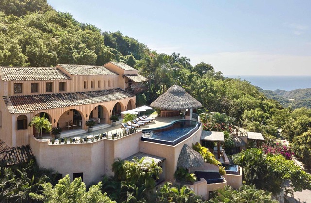 Angelina in Zihuatanejo Bay by Personal Villas - An Unforgettable Escape Awaits