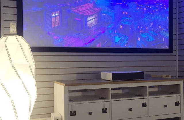 Plush 2 Bed Getaway w/ 100" Projector & Sectional