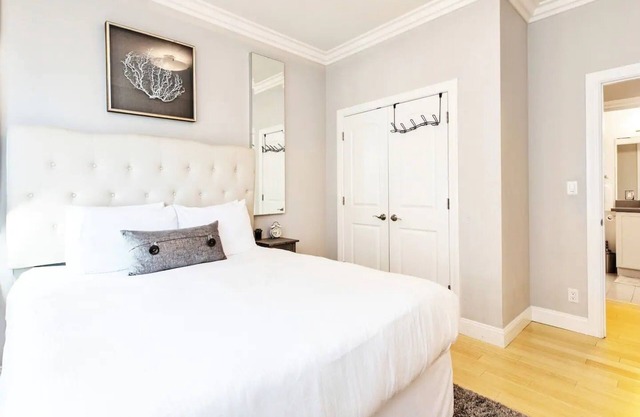 Plush Three Bedroom Private Getaway in the Heart of Nob Hill!