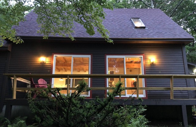 Plush Vermont ski + summer chalet in serene Jamaica Vermont!