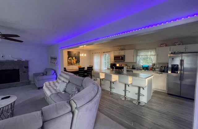 Pocono Escape - Modern & Cozy