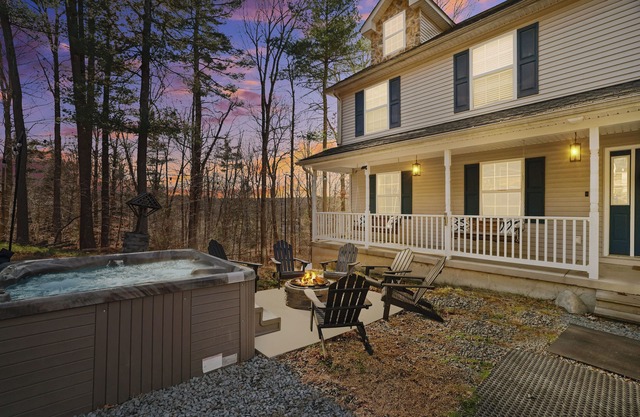 Poconos Family Retreat: 4BR, Sleeps 14, Pool & More
